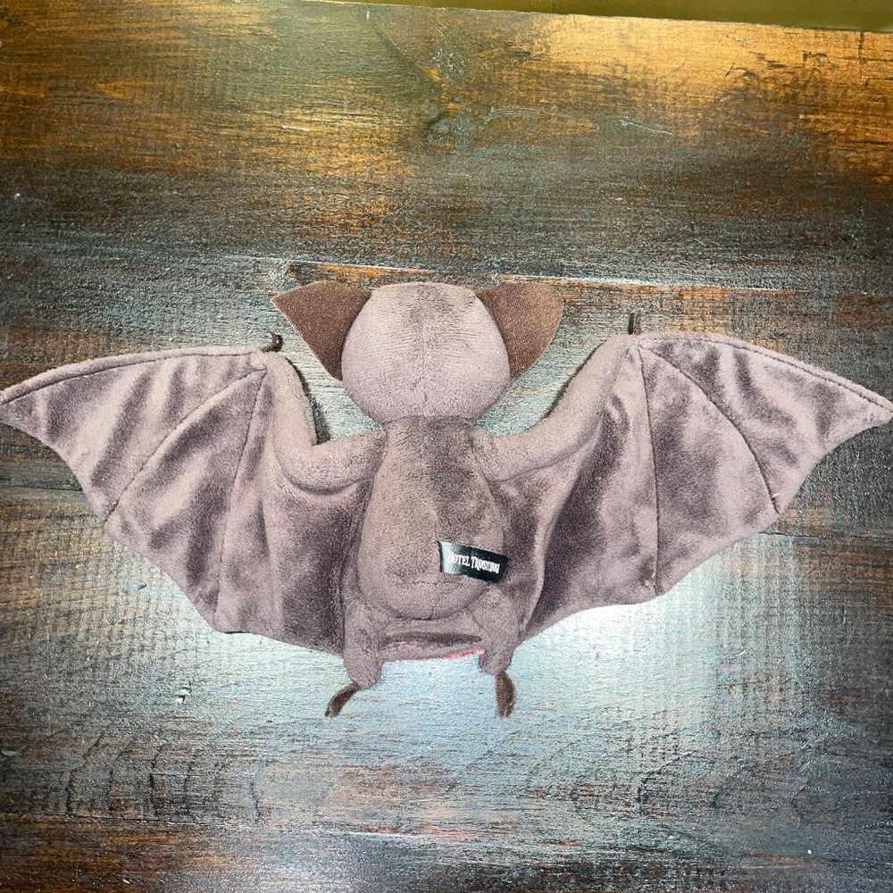 Hotel Transylvania Mavis Bat Plush Toy Posable Bendable 16” Long Sony Pictures‎ - Picture 3 of 5